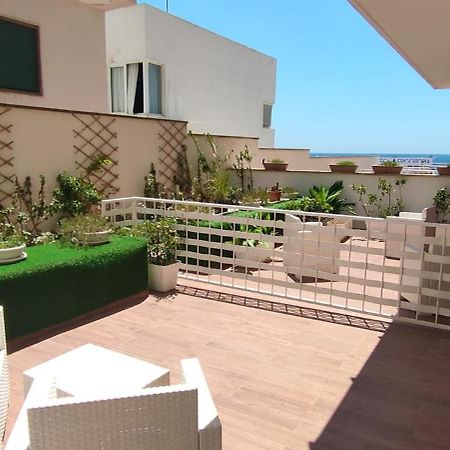 Spuma Di Mare Aparthotel Галиполи Екстериор снимка