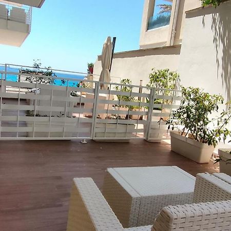Spuma Di Mare Aparthotel Галиполи Екстериор снимка