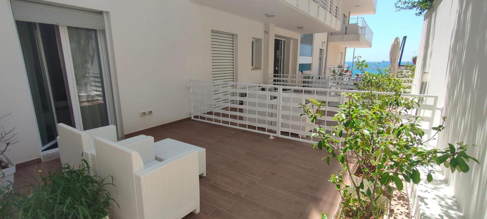 Spuma Di Mare Aparthotel Галиполи Екстериор снимка