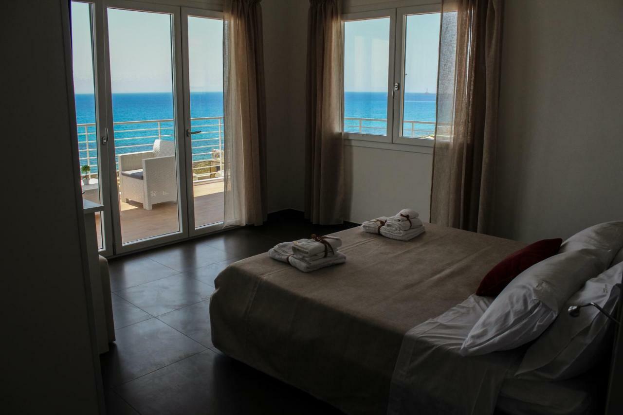 Spuma Di Mare Aparthotel Галиполи Екстериор снимка