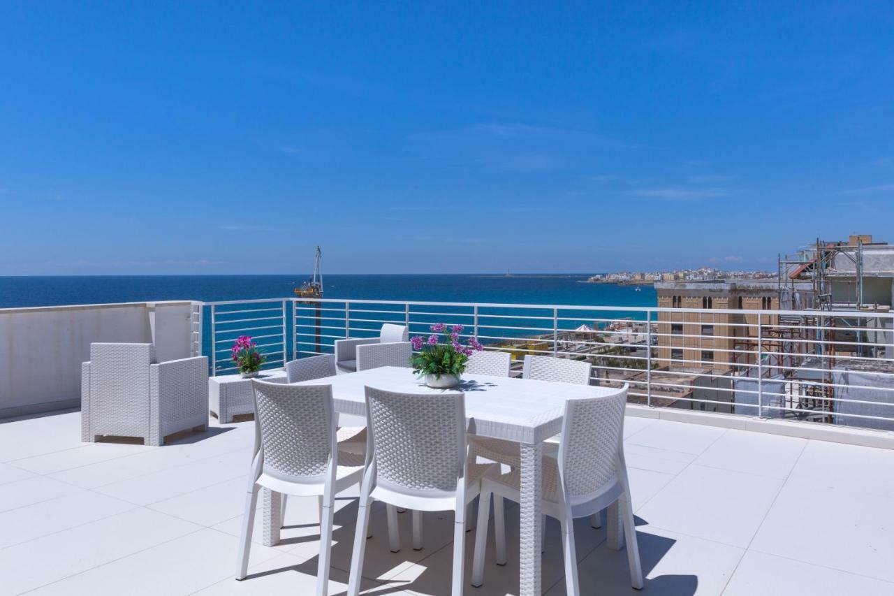 Spuma Di Mare Aparthotel Галиполи Екстериор снимка