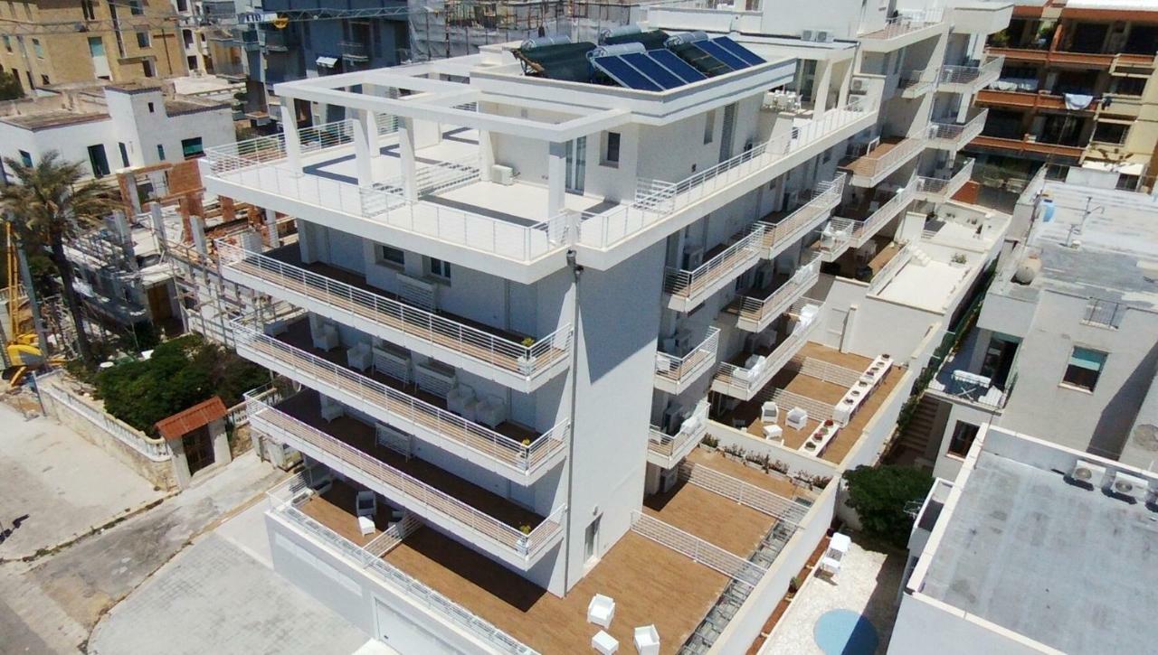Spuma Di Mare Aparthotel Галиполи Екстериор снимка