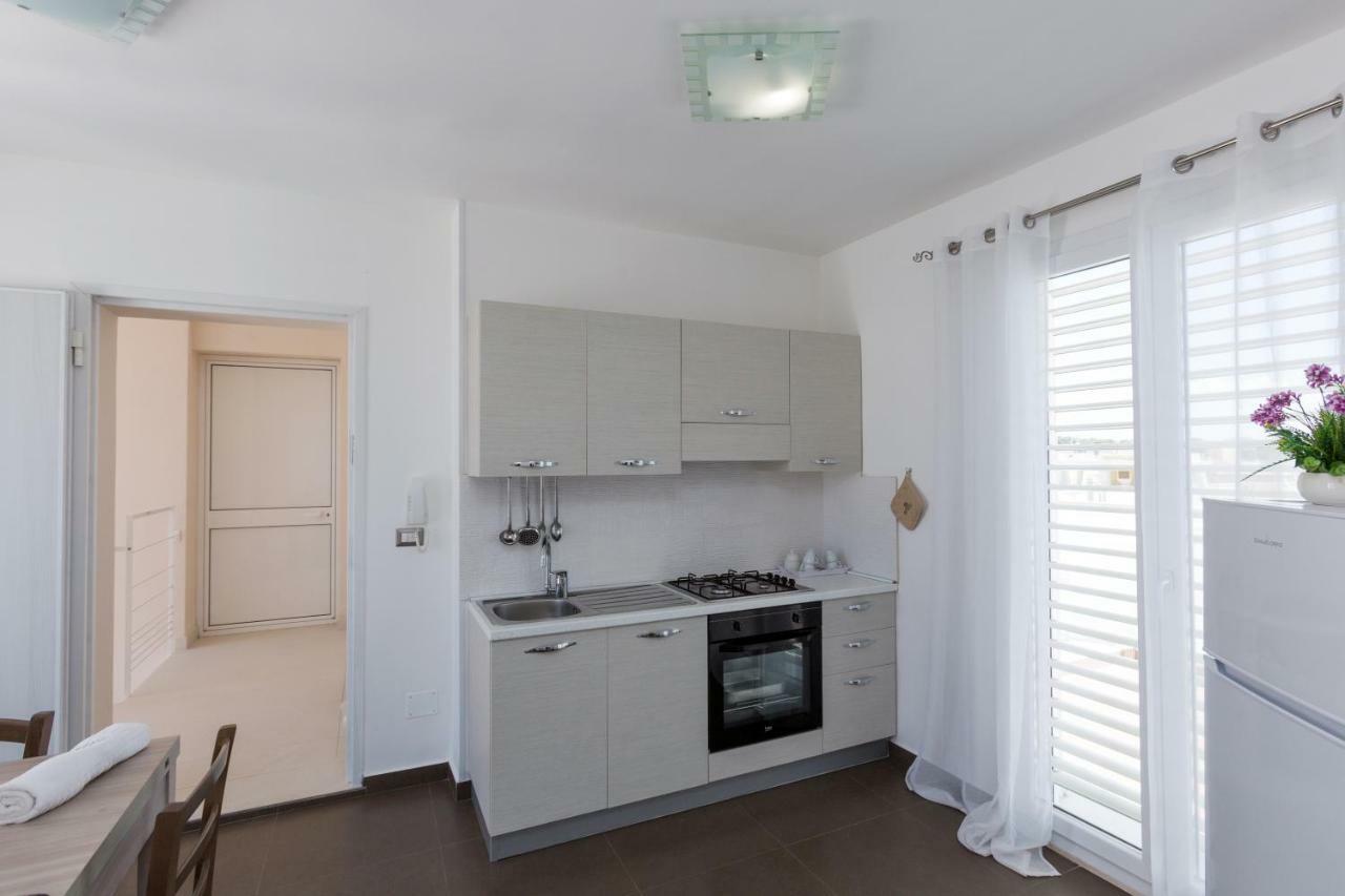 Spuma Di Mare Aparthotel Галиполи Екстериор снимка