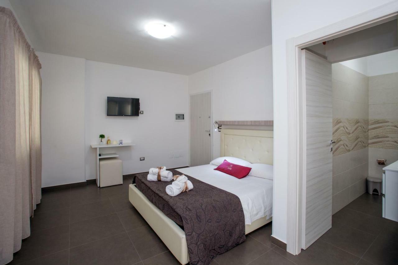 Spuma Di Mare Aparthotel Галиполи Екстериор снимка