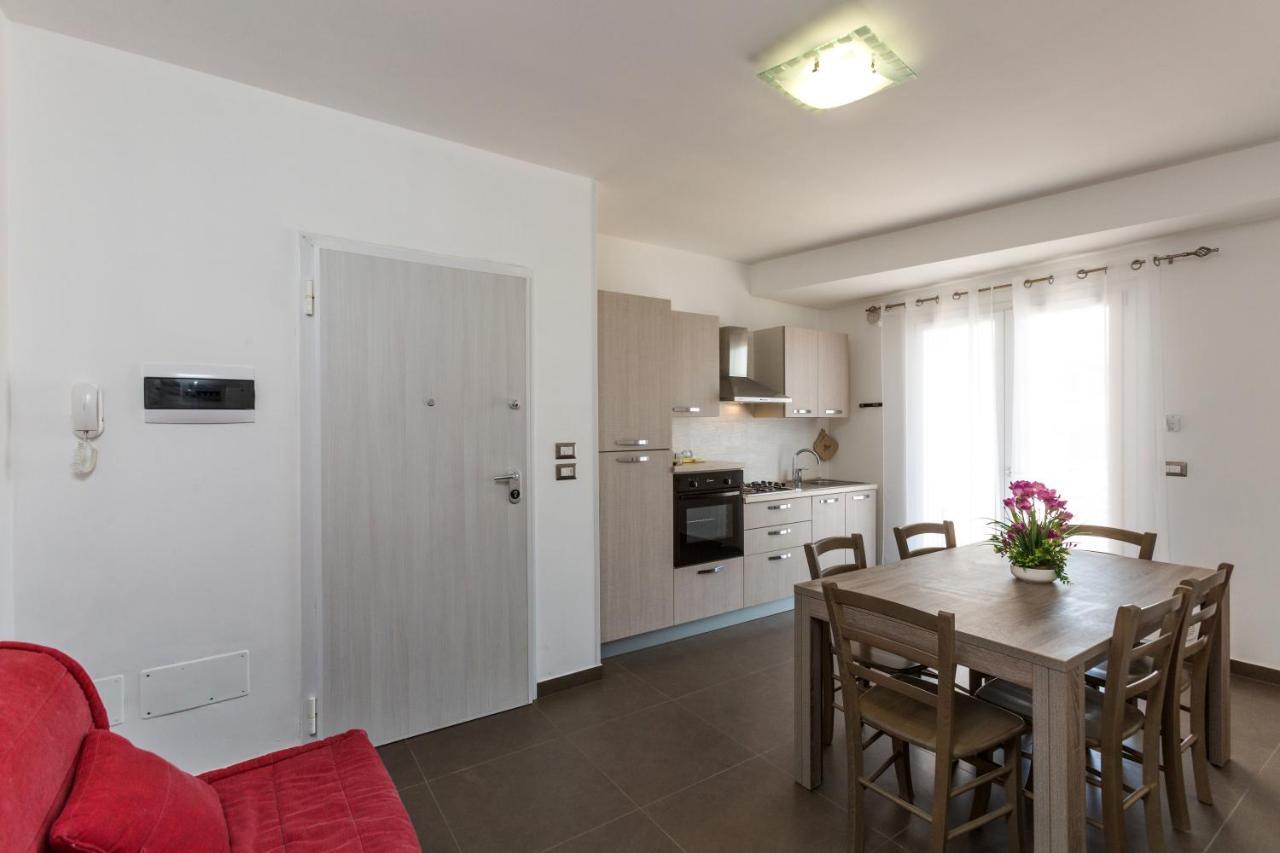 Spuma Di Mare Aparthotel Галиполи Екстериор снимка