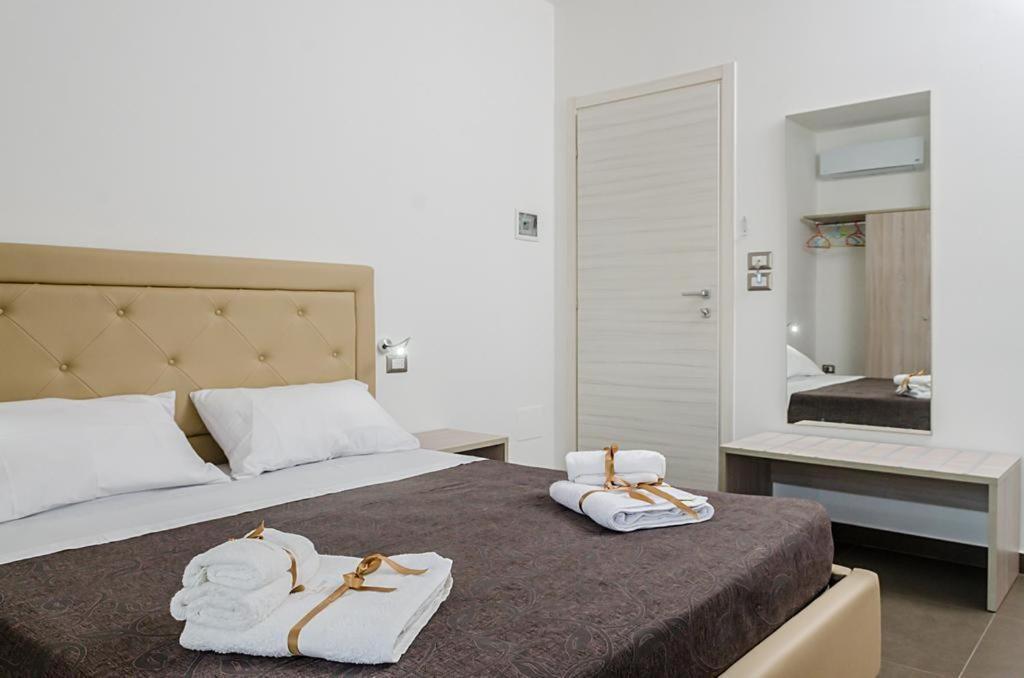 Spuma Di Mare Aparthotel Галиполи Екстериор снимка